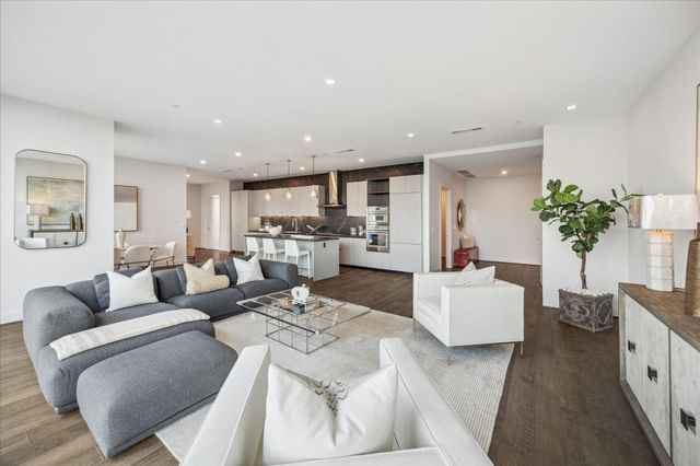 1711 Allen Parkway 1805, Houston, TX 77019