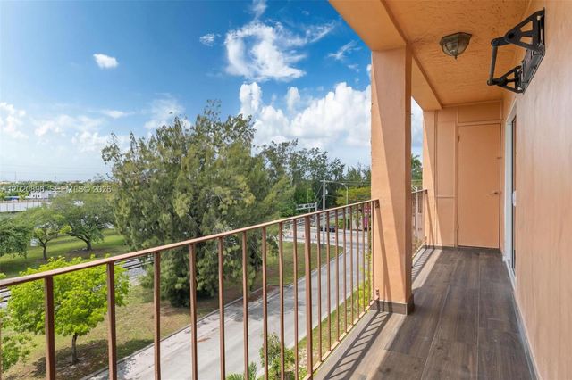 440 E 23rd St 1405, Hialeah, FL 33013