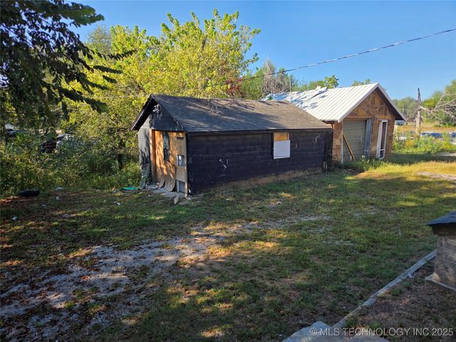 5128 Charles Page Boulevard, Tulsa, OK 74127