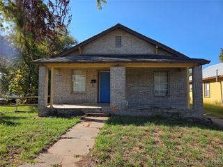 5128 Charles Page Boulevard, Tulsa, OK 74127