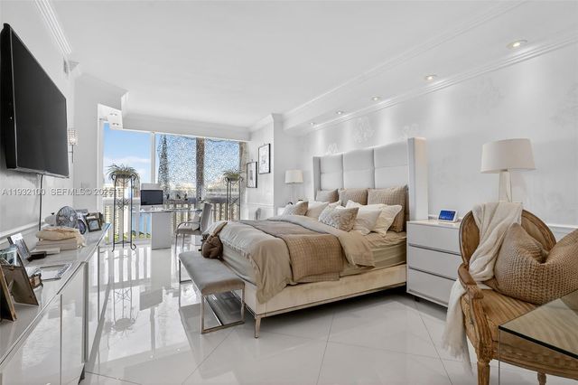 1000 Island Boulevard PH9, Aventura, FL 33160