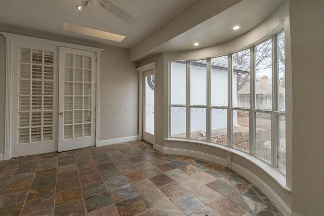 7306 WOODMONT Drive, Amarillo, TX 79119