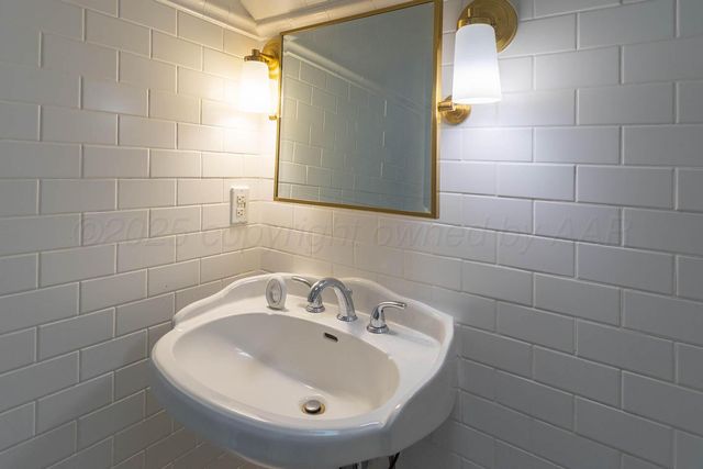 7306 WOODMONT Drive, Amarillo, TX 79119