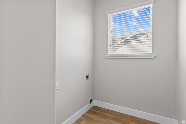 889 E 600 N, Hyde Park, UT 84318