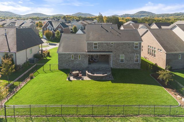 3231 Bradfield Dr, Nolensville, TN 37135