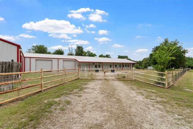 237 Lcr 711, Kosse, TX 76653