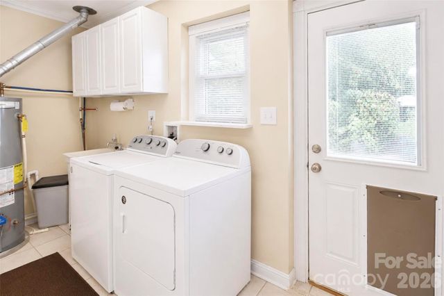 7904 Saddleview Court, Charlotte, NC 28215
