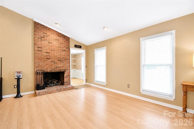 7904 Saddleview Court, Charlotte, NC 28215