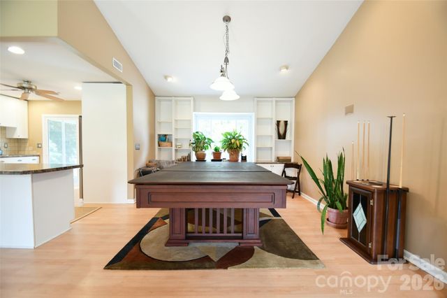 7904 Saddleview Court, Charlotte, NC 28215
