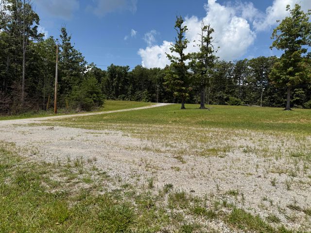 11556 R 8, Dunlap, TN 37327