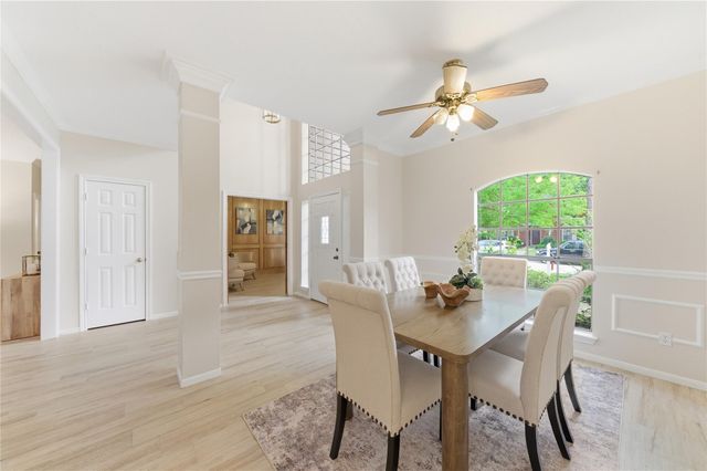 13615 Robin Hill Court, Houston, TX 77059