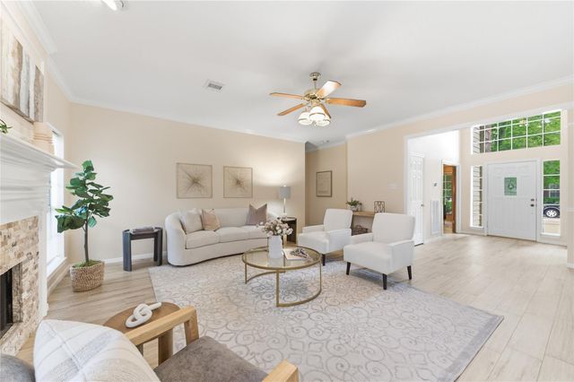 13615 Robin Hill Court, Houston, TX 77059