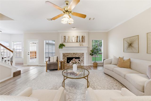13615 Robin Hill Court, Houston, TX 77059