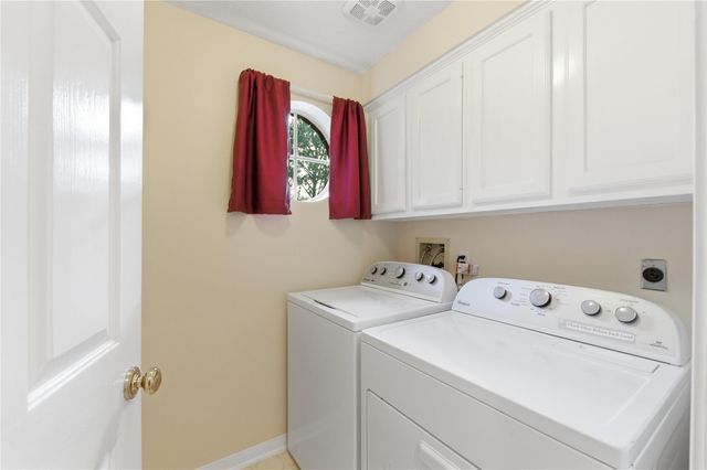 13615 Robin Hill Court, Houston, TX 77059