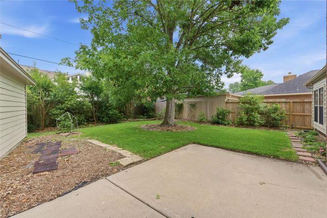 13615 Robin Hill Court, Houston, TX 77059