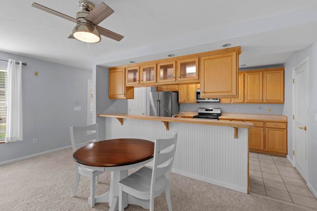 28 Lantern Lane, Kingston, NH 03848