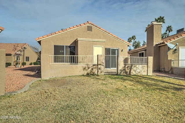 7040 W Olive Avenue 12, Peoria, AZ 85345