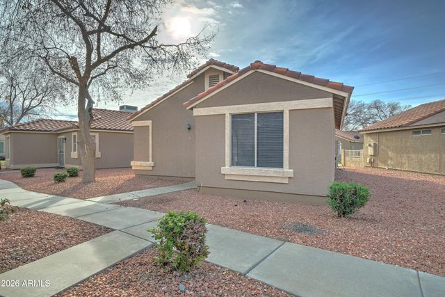 7040 W Olive Avenue 12, Peoria, AZ 85345