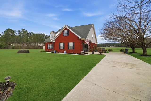 781 1st Ave, Ashford, AL 36312