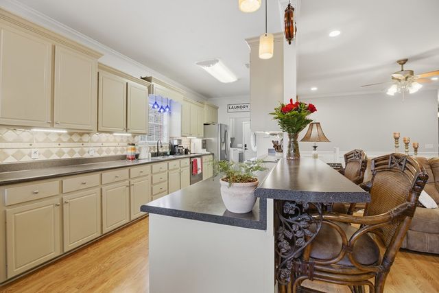 781 1st Ave, Ashford, AL 36312