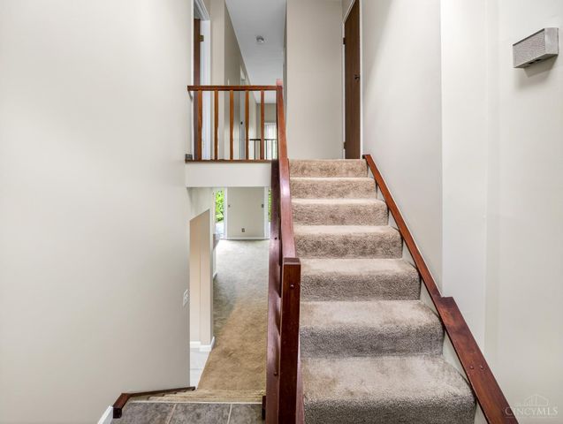 5265 Eaglesnest Drive, Cincinnati, OH 45248