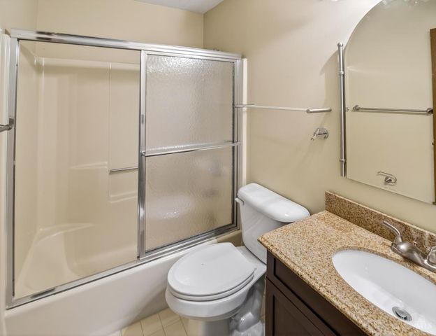 5265 Eaglesnest Drive, Cincinnati, OH 45248