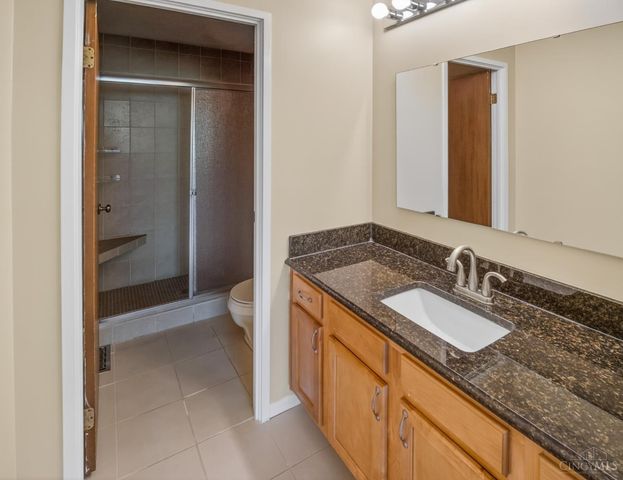 5265 Eaglesnest Drive, Cincinnati, OH 45248
