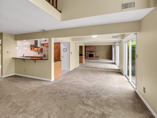 5265 Eaglesnest Drive, Cincinnati, OH 45248