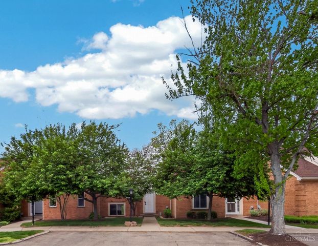 5265 Eaglesnest Drive, Cincinnati, OH 45248
