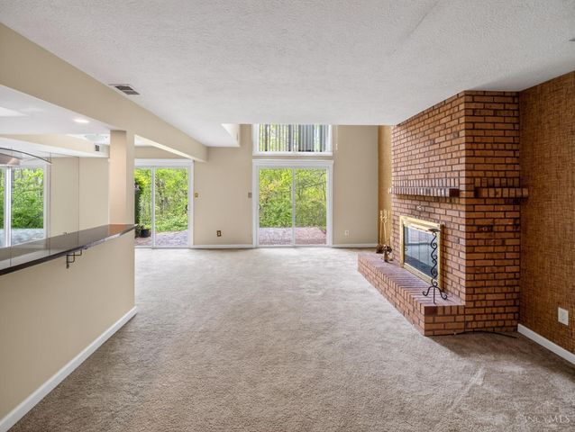 5265 Eaglesnest Drive, Cincinnati, OH 45248
