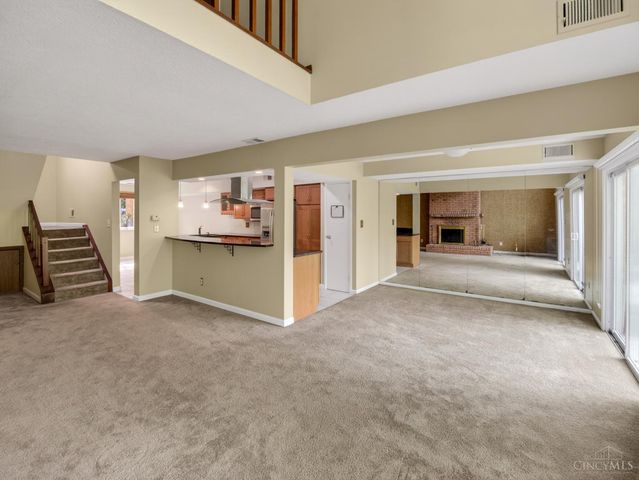 5265 Eaglesnest Drive, Cincinnati, OH 45248
