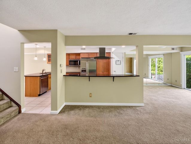 5265 Eaglesnest Drive, Cincinnati, OH 45248