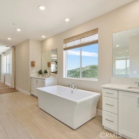 24408 Camino Oceano, Valencia, CA 91354