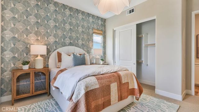 24408 Camino Oceano, Valencia, CA 91354