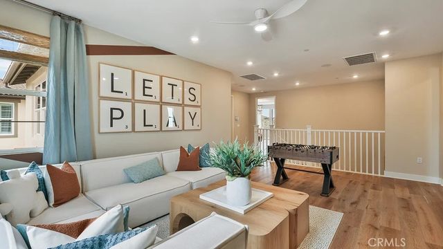 24408 Camino Oceano, Valencia, CA 91354