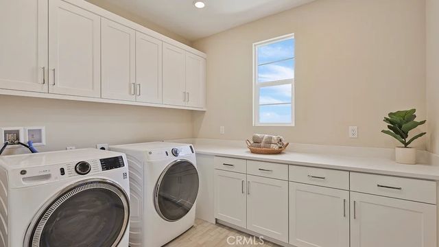 24408 Camino Oceano, Valencia, CA 91354
