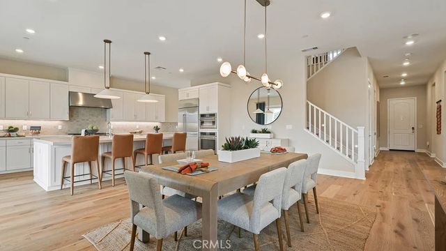 24408 Camino Oceano, Valencia, CA 91354