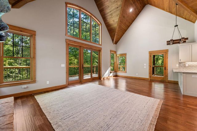 2634 Mountain Tops Road, Blue Ridge, GA 30513