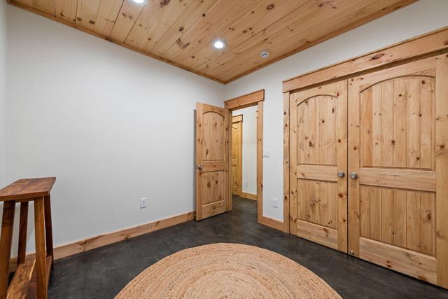 2634 Mountain Tops Road, Blue Ridge, GA 30513