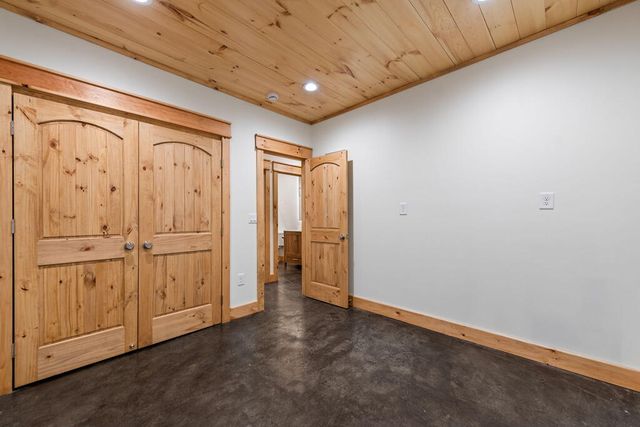 2634 Mountain Tops Road, Blue Ridge, GA 30513