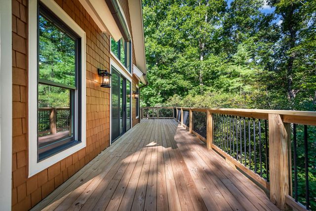 2634 Mountain Tops Road, Blue Ridge, GA 30513