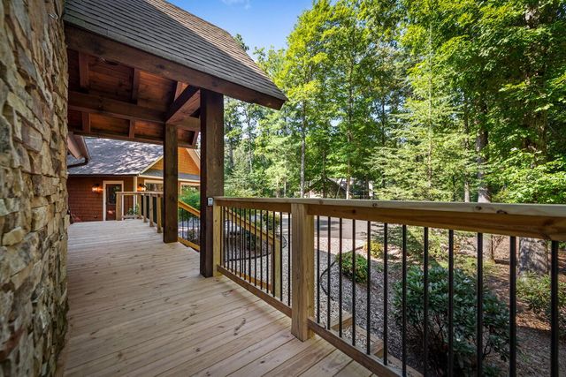 2634 Mountain Tops Road, Blue Ridge, GA 30513