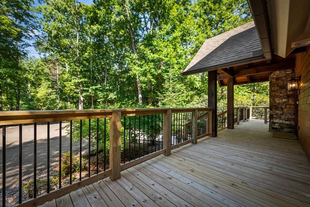 2634 Mountain Tops Road, Blue Ridge, GA 30513