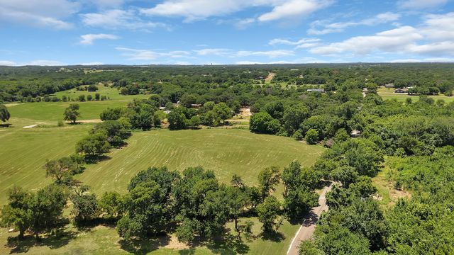 301 W Bethesda Road, Burleson, TX 76028