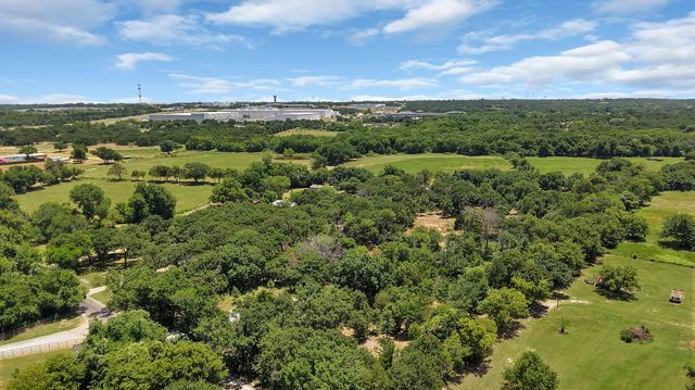 301 W Bethesda Road, Burleson, TX 76028