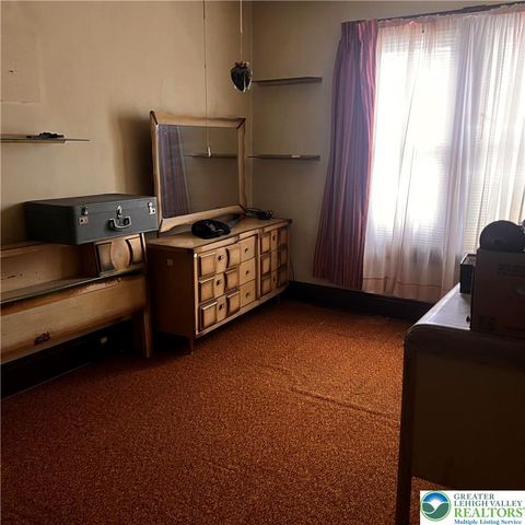 1033 West Berwick Street, Easton, PA 18042