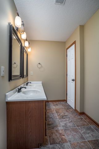 1113 28th Avenue, Silvis, IL 61282