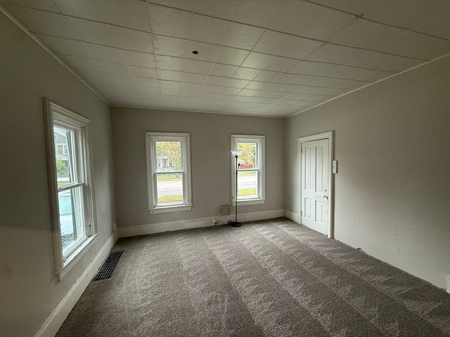 773 E New York Street B, Aurora, IL 60505