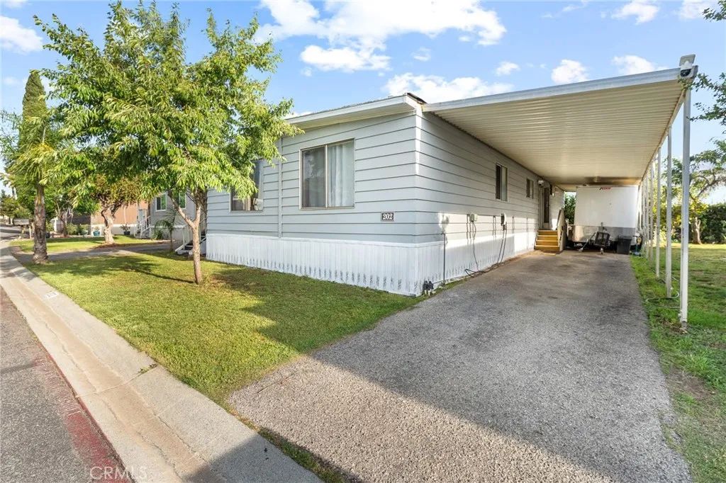 1425 Cherry Ave 202, Beaumont, CA 92223