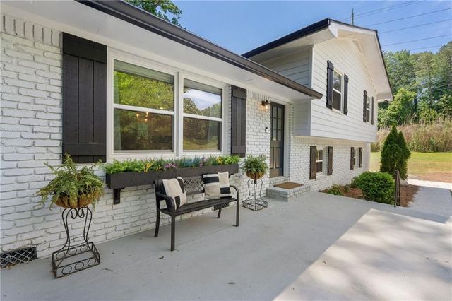 2708 Frontier Trail, Atlanta, GA 30341